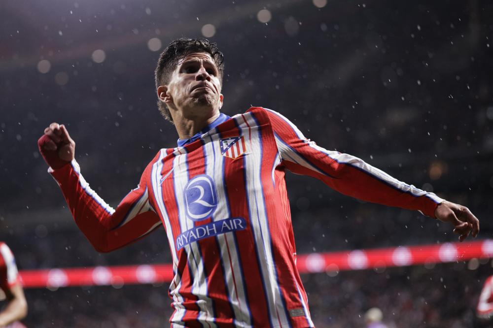 6-4，击败7冠王奥沙利文，冠军联赛：中国名将斯佳辉剑指冠军.